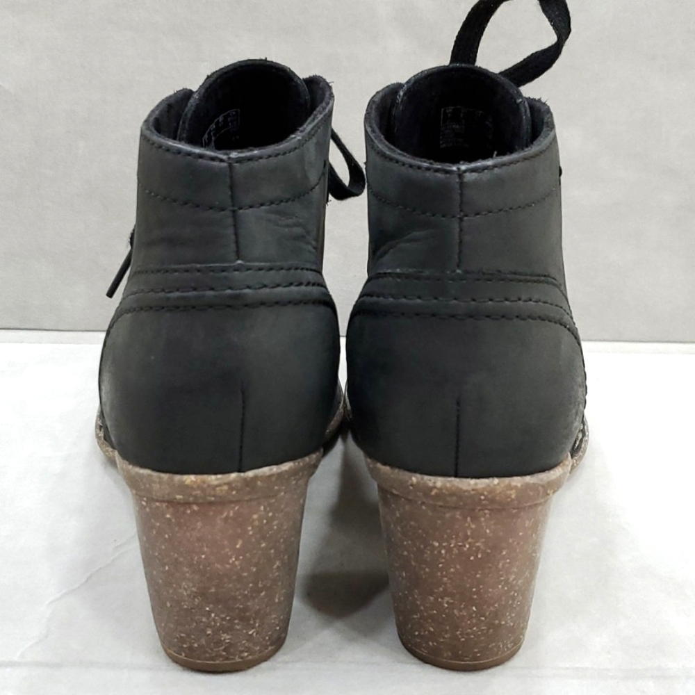 Clarks Unstructured Carleta Lyon Booties Women's … - image 4